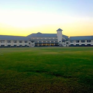 Royal Goldfieldd Club Resort Ltd
